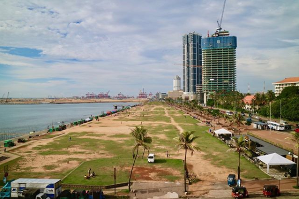 things to do in Sri Lanka - Galle Face Green
