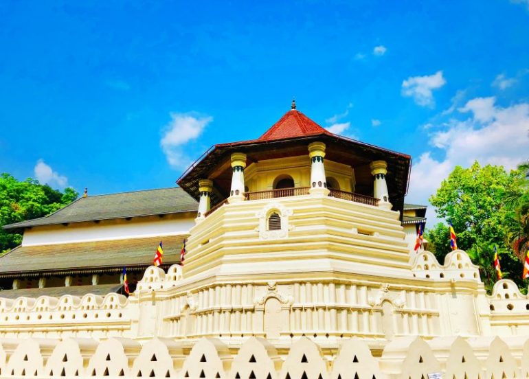 Dalada Maligawa, most sacred places in Sri Lanka.